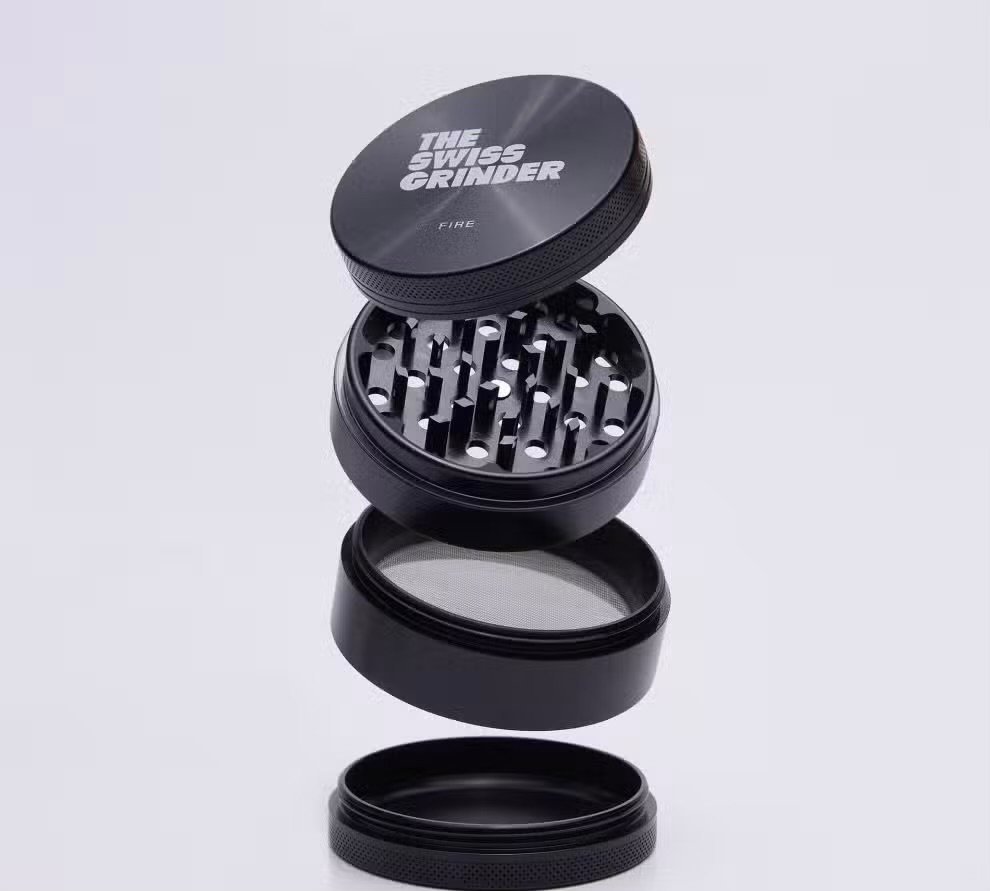 Swiss Grinder Fire – Premium 4-piece grinder - Image 3